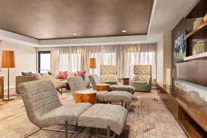 Courtyard by Marriott Roseville - Policies and Booking