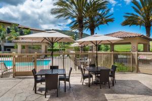 Courtyard by Marriott San Luis Obispo - Parking and Transportation