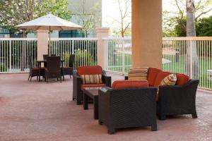 Courtyard by Marriott Santa Clarita Valencia - Frequently Asked Questions