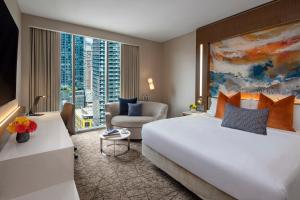 Courtyard New York Manhattan/Midtown West - Accessibility Features