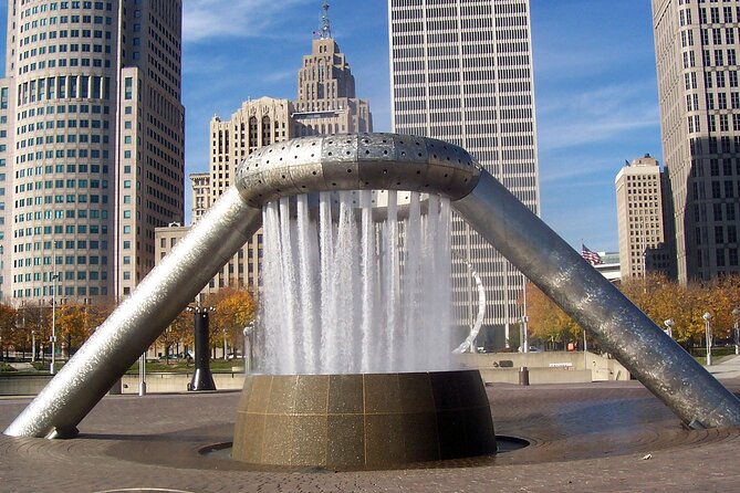 Departure Private Transfer: Detroit to Detroit Airport DTW in Business Car - Pricing and Group Size Options