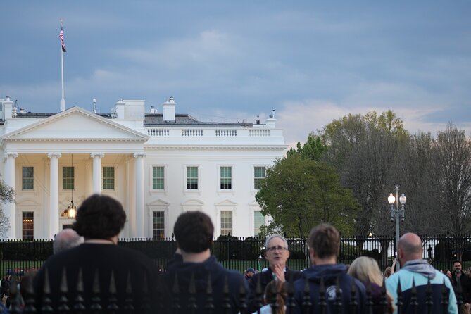 Discounted DC Day Tour Highlights In Full Colors- Free Snacks - Renowned Landmarks and Attractions