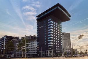 DoubleTree by Hilton Rotterdam Centre - Location and Nearby Attractions