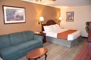 Dynasty Suites Redlands - Guest Experiences