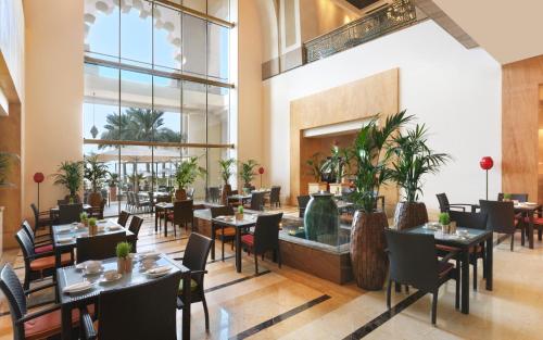 Fairmont The Palm - Guest Reviews and Feedback