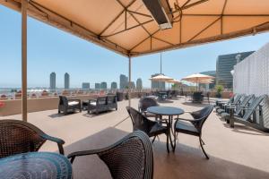 Gaslamp Plaza Suites - Nearby Attractions