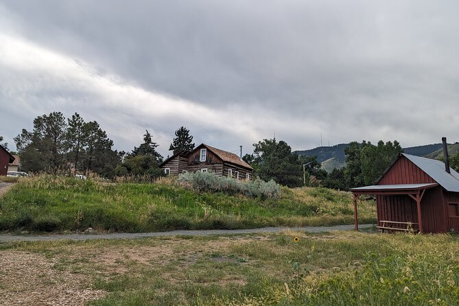 Golden, Colorado Scavenger Hunt Walking Tour & Game - Interactive Scavenger Hunt Experience