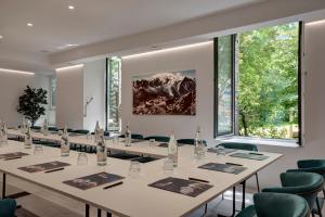 Grand Hotel of the Alps - Convenient Location