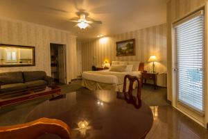 Grass Valley Courtyard Suites - Exploring the Local California Wines