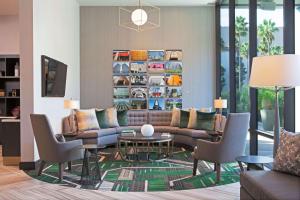 H Hotel Los Angeles, Curio Collection By Hilton - Policies and Additional Information