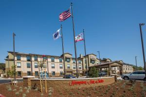 Hampton Inn & Suites Buellton/Santa Ynez Valley, Ca - Accessibility and Sustainability