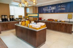 Hampton Inn & Suites Imperial Beach San Diego, Ca - Nearby Activities and Attractions