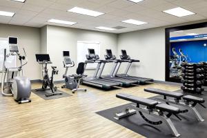 Hampton Inn & Suites Ridgecrest - Booking and Check-in