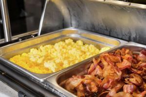 Hampton Inn & Suites Santa Maria - Sustainability Certifications