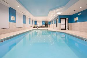 Hampton Inn & Suites Watsonville - Guest Reviews
