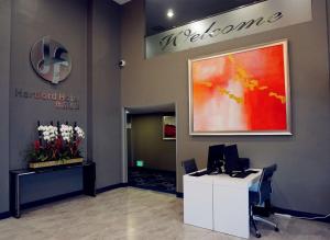 Hartford Hotel Best Western Signature Collection - Booking Information