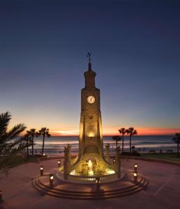 Hilton Daytona Beach Resort - Getting There and Around