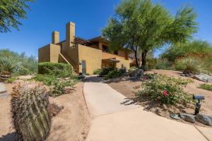 Hilton Grand Vacations Club Palm Desert - Highlighting Guest Experiences