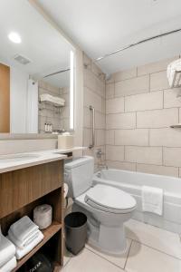 Holiday Inn Manhattan 6th Ave - Chelsea, an IHG Hotel - Frequently Asked Questions