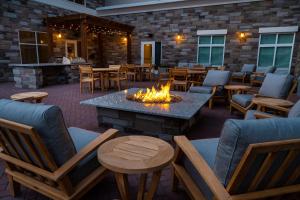 Homewood Suites By Hilton Rancho Cordova, Ca - Location and Distance