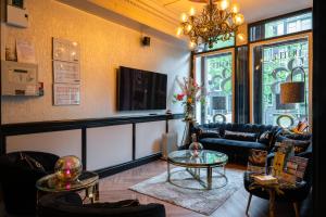 Hotel 83 - Important Policies and Information