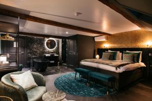 Hotel Britannique - Facilities and Services