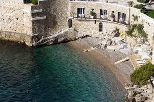 Hotel Cap Estel - Nearby Attractions