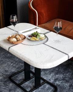 Hotel Les Bains Paris - Room Features and Comforts