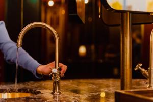 Hotel Mai Amsterdam - Hotel Policies and Regulations
