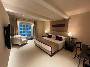 Hotel Palazzo Durazzo Suites - Policies and Additional Information