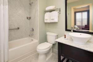 Hotel Shattuck Plaza - Nearby Attractions