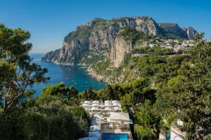 Hotel Villa Brunella - Transportation and Accessibility
