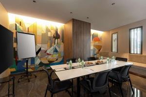 Hyatt Centric Jumeirah Dubai - Security and Accessibility