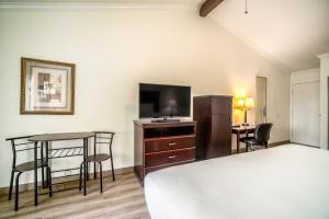 Kronborg Inn - Booking Information and Contact