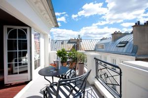 LHôtel: A Comprehensive Review - Accolades & Ratings