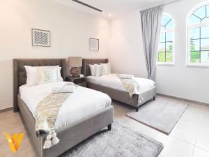 Luxury 3BR Private Villa and Elaborate Gardens - Booking and Contact Information