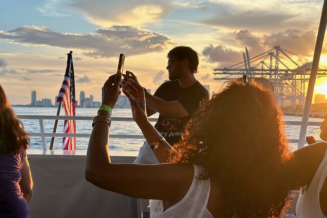 Miami Skyline and Biscayne Boat Party and Open Bar With Music - Alcoholic Beverages and Age Restrictions