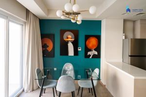 Modern 3BR Villa, DAMAC Hills 2 - Checking In and Out