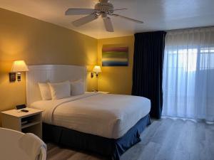 Monterey Bay Lodge - Policies and House Rules