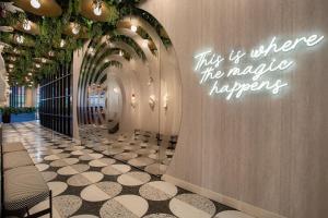 Moxy NYC Lower East Side - Guest Experience Highlights