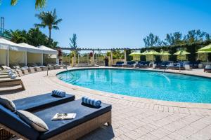 Naples Grande Beach Resort - Entertainment Offerings