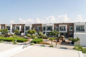 Nasma Luxury Stays - Luxurious Beachside Villa With Private Patio - Outdoor Activities