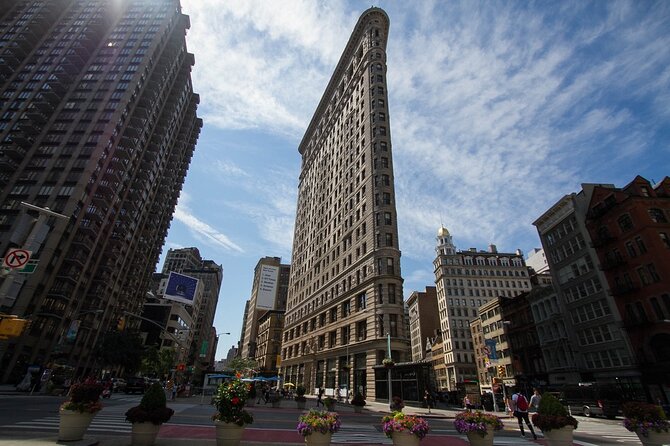 New York Citys Iconic Christmas Tour - Experience Festive Holiday Markets