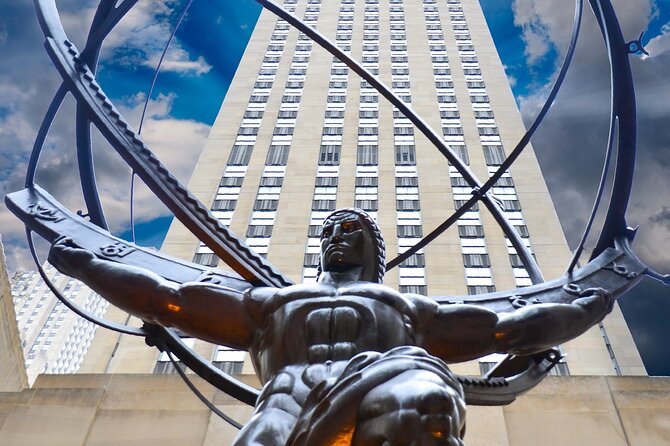 New York: Times Square Evening Walking Tour With Hot Dog - Insights From the Local Tour Guide