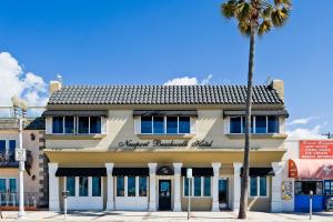 Newport Beach Hotel - Guest Ratings and Reviews