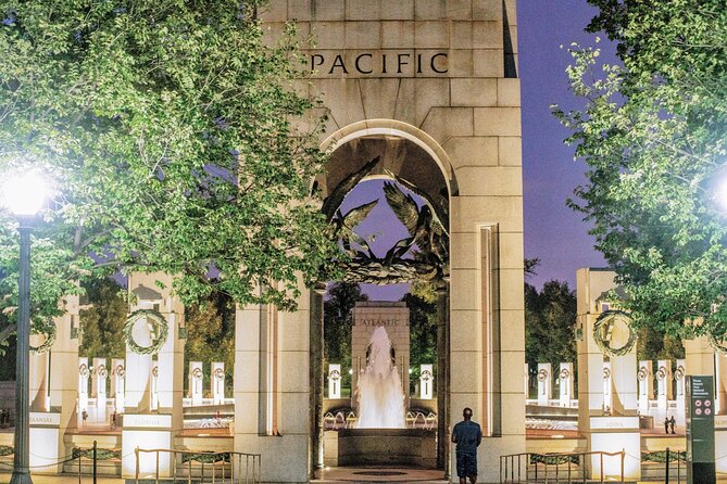 Night Tour With Washington Monument, Air & Space, African Museum - Explore the White House and Monuments