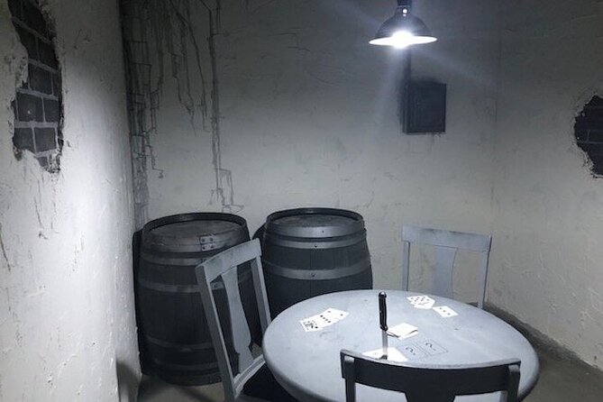 Noir Escape Room in Alaska - Unraveling the Mystery