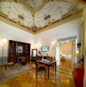 Palazzo Firenze by Baglioni Hotels & Resorts - Booking and Contact Details