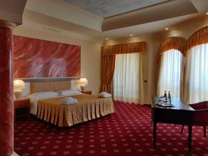 Parco Dei Principi Hotel - Dining Options