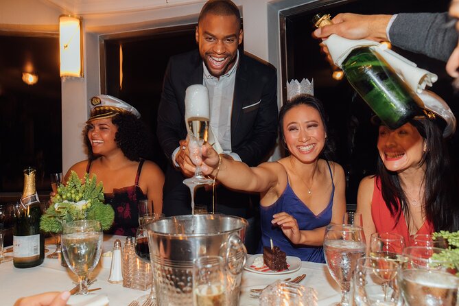 Philadelphia New Years Eve Buffet Dinner Cruise - Dining Experience